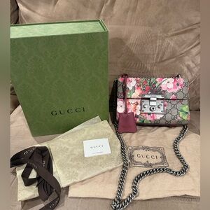 🔥24HR SALE🔥 Authentic padlock Gucci bloom print pink with monogram